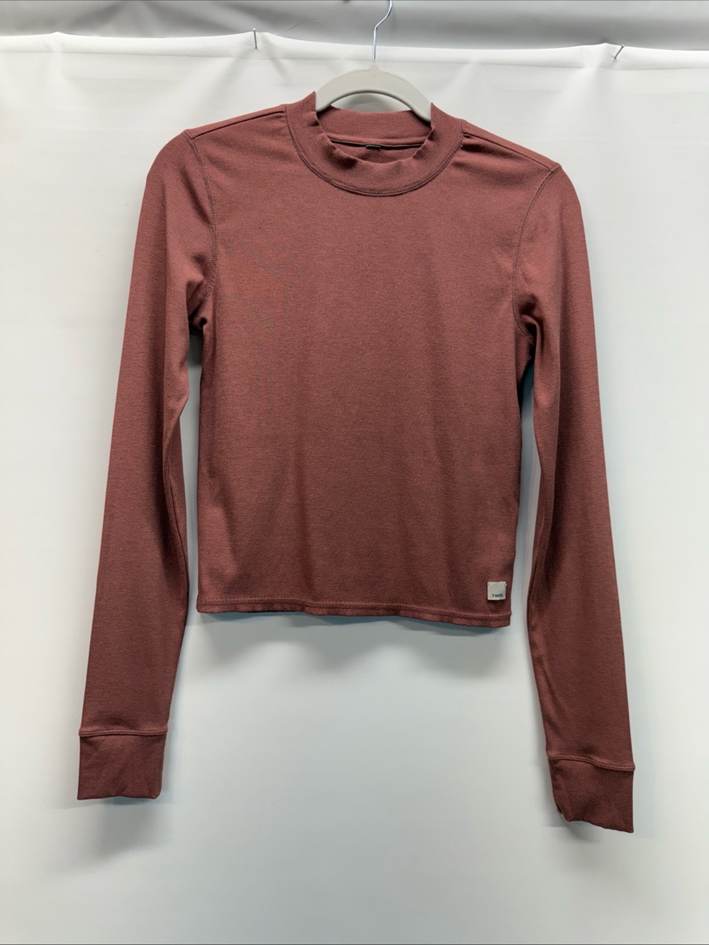 Vuori Long-Sleeve Mudra Fitted Tee T-Shirt Rosewood Ribbed Women’s Sz M Taupe